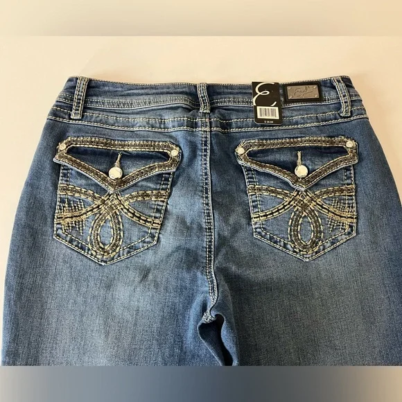 Earl Jeans Slim Bootcut Rhinestone Embellished Flap Pocket Jeans Size 10 NWT - Picture 4 of 7
